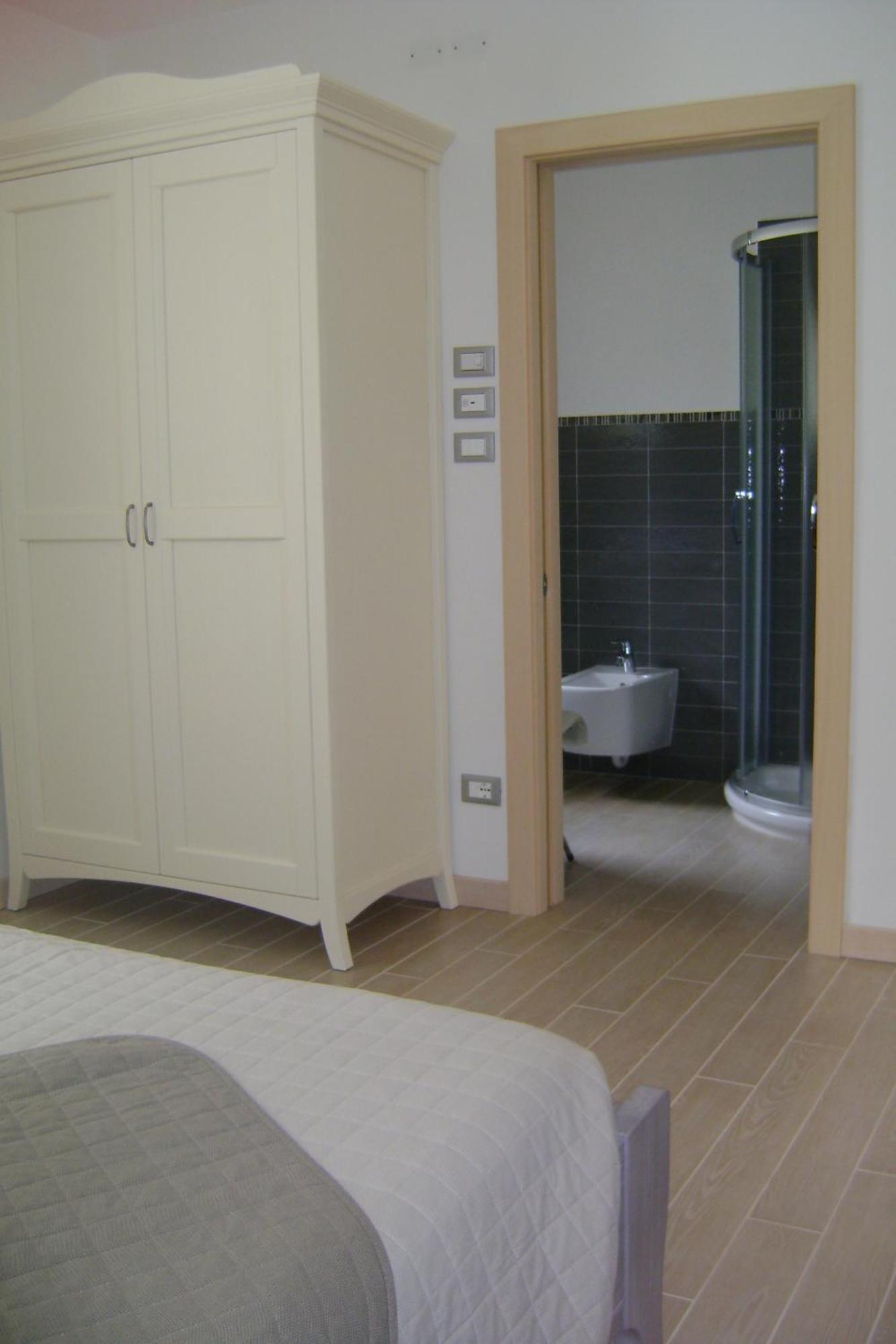 Affittacamere Rubino Guest House Ponte nell'Alpi Exterior photo