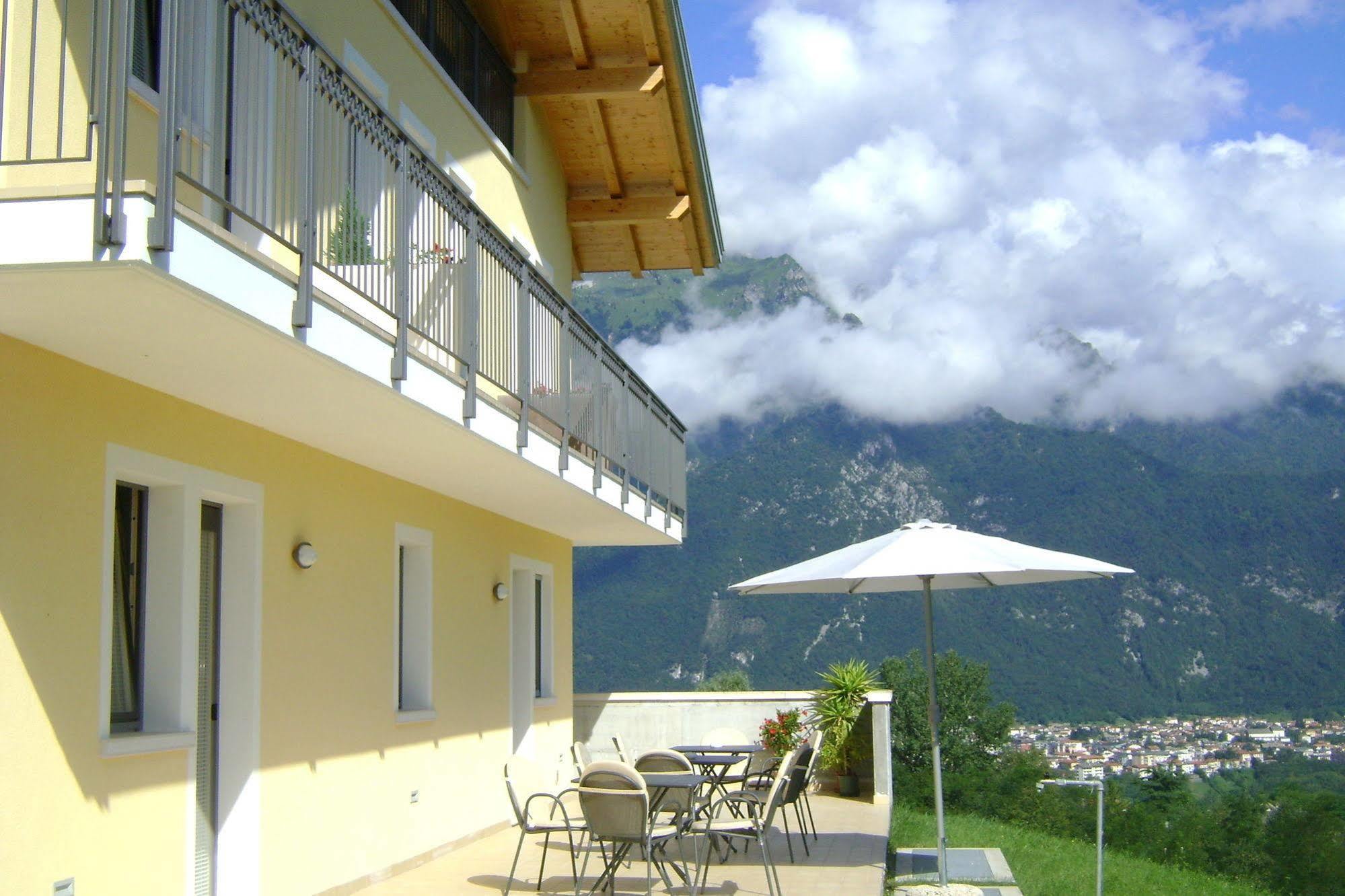 Affittacamere Rubino Guest House Ponte nell'Alpi Exterior photo