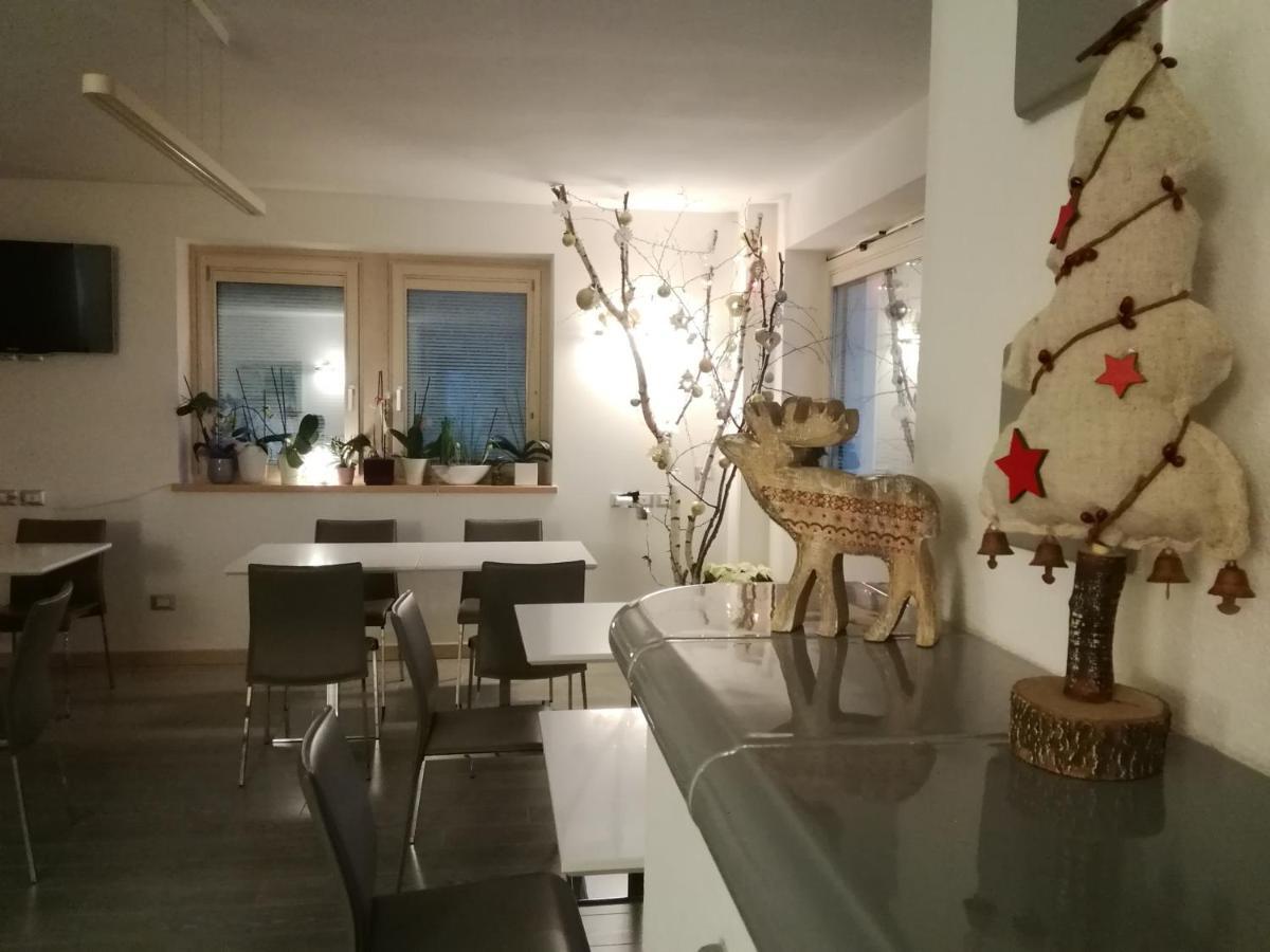 Affittacamere Rubino Guest House Ponte nell'Alpi Exterior photo